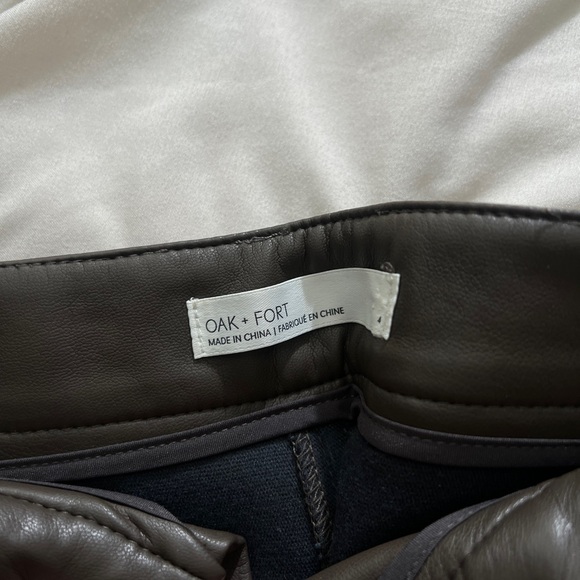 OAK + FORT: STRAIGHT LEG VEGAN LEATHER PANT - Picture 6 of 7